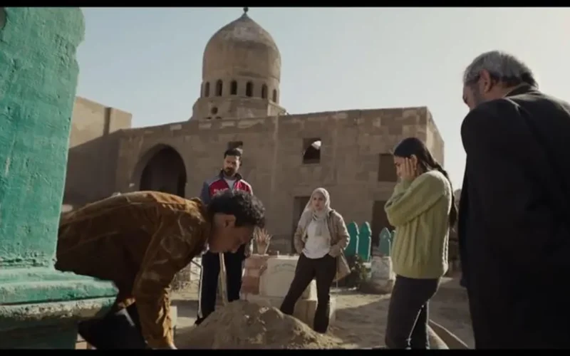 شجار بين نعيم وكابونجا في الحلقة 10 من مسلسل عرض وطلب بعد دفن زقزوق